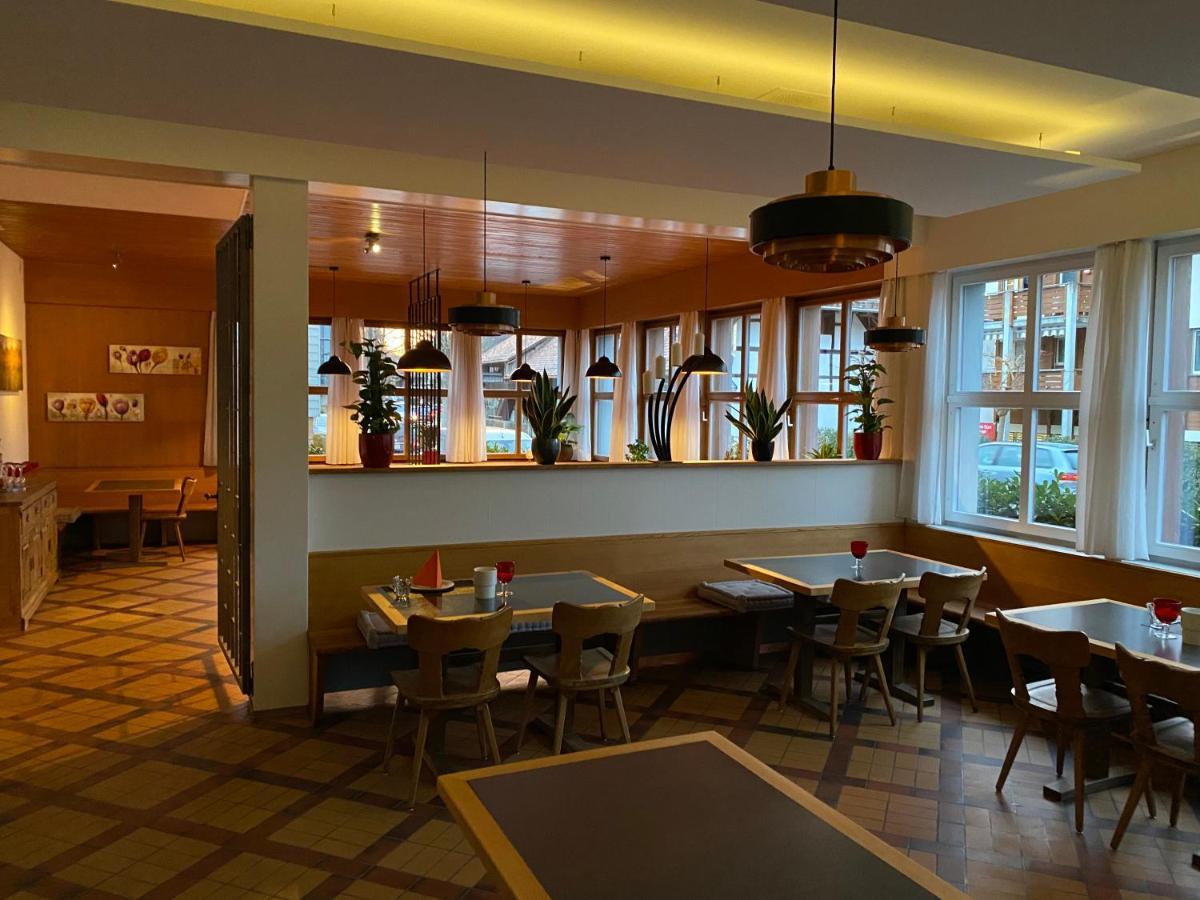 Hotel Baeren Niederscherli エクステリア 写真