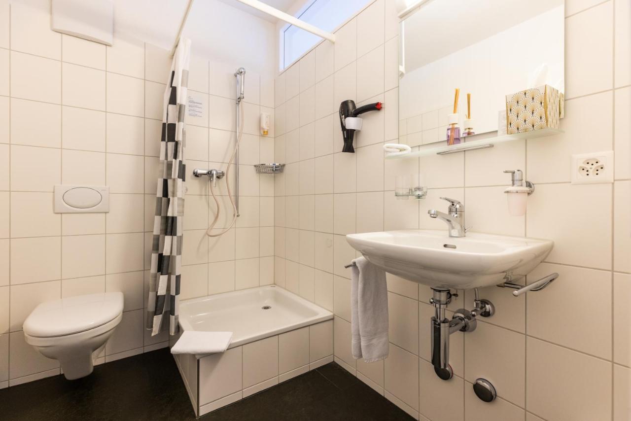 Hotel Baeren Niederscherli エクステリア 写真